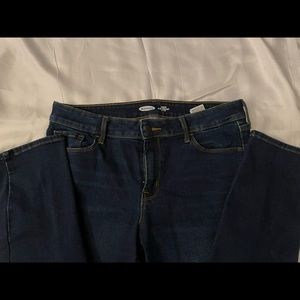 OLD NAVY Dark rinse mid-rise Power Slim Straight jeans size 10. EUC